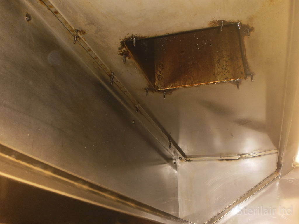 Kitchen Cleaning 15